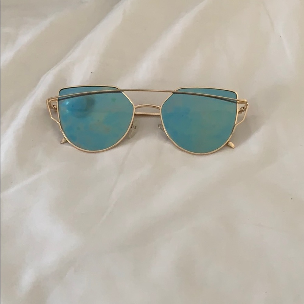 ADD with Bundle Sunglasses